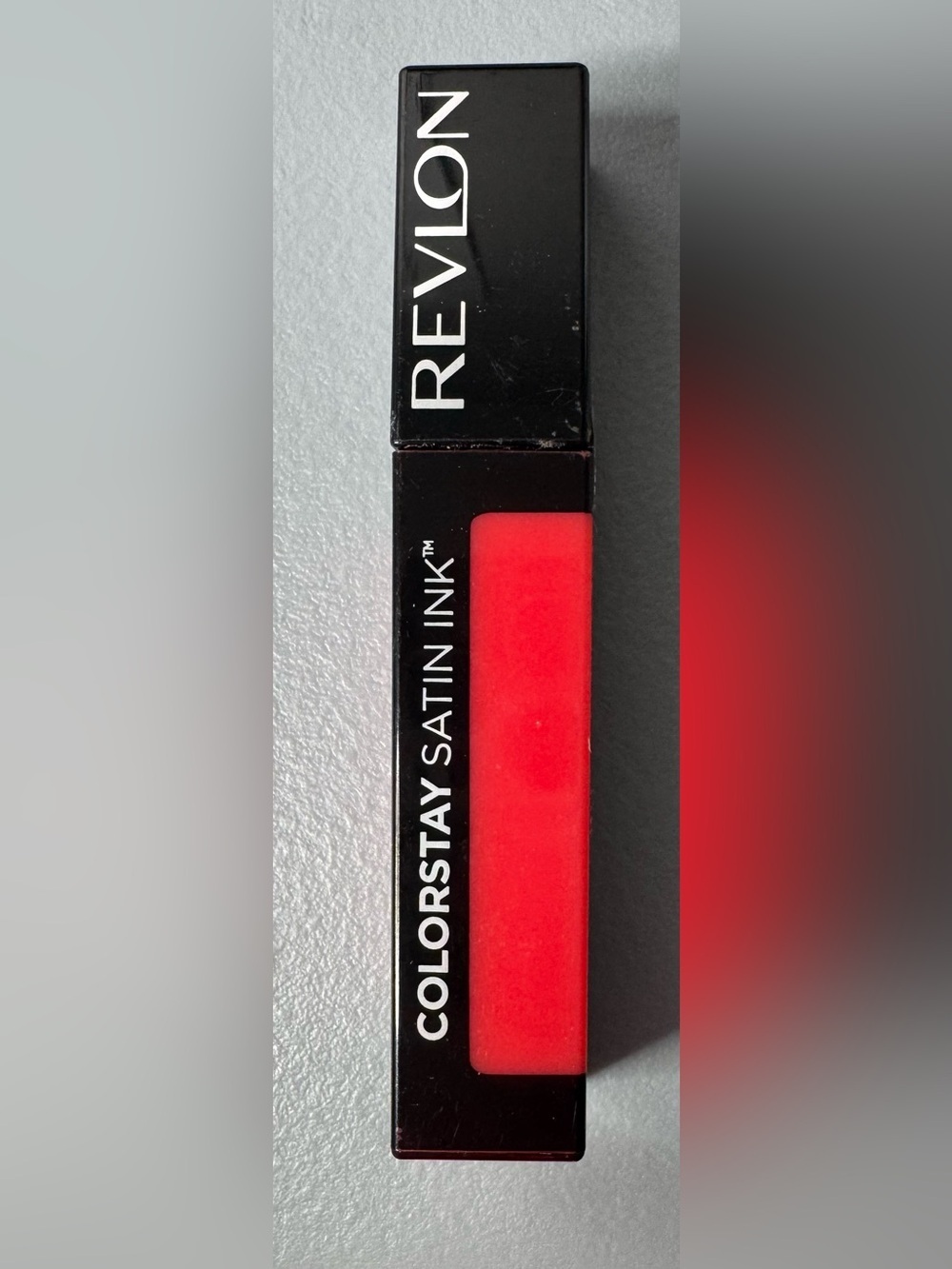 Revlon colorstay Satin Ink Liquid Lipstick 015 Fire & Ice Red classic